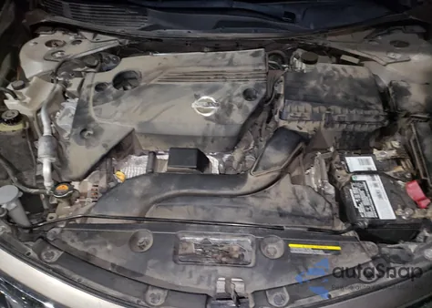 2015 Nissan Altima 2.5 из США, поврежденный, VIN 1N4AL3AP9FN340662